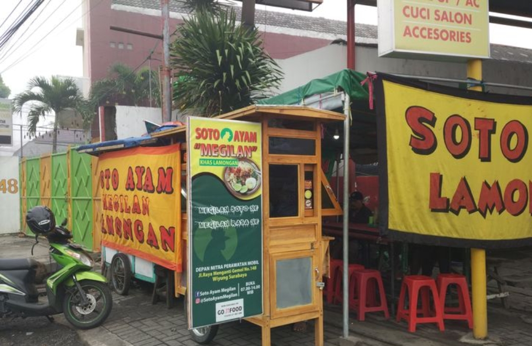 Soto ayam megilan, porsi melimpah rasa menggoda